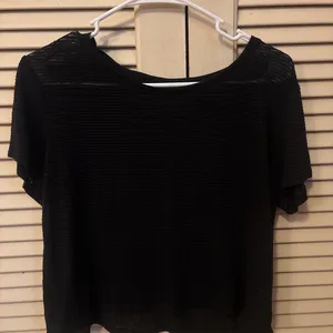 Aeropostale Black crop top thumbnail 1