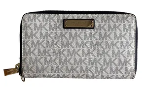 Michael Kors Wallet thumbnail 1