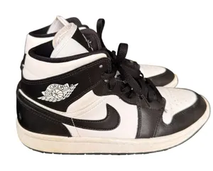 Nike Air Jordan 1 Mid White/Black Panda Black White DV0991-101 Size US 9.5 Women thumbnail 1