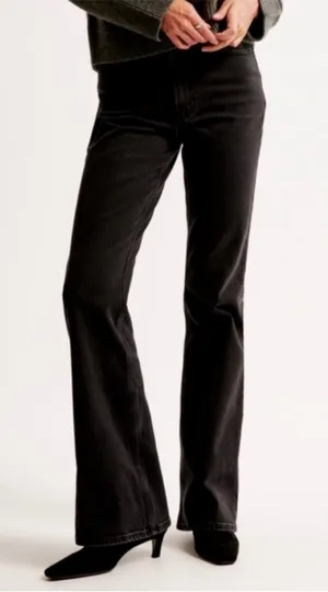 Abercrombie & Fitch High Rise Vintage Flare Jeans size 29 thumbnail 1
