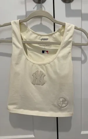 Yankees Tank Top thumbnail 1