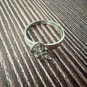 Vintage Double Heart Silver Toned Ring Size 6 thumbnail 4
