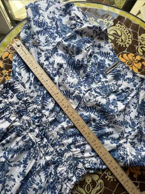 Anthropologie White Blouse with Blue Floral Print and Smocked Waist Sz: L thumbnail 3