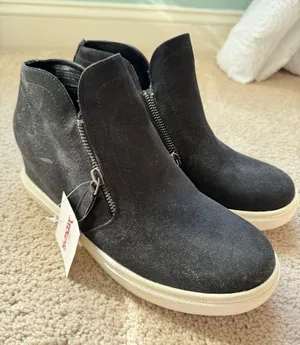 Steve Madden Suede Platform Sneakers thumbnail 2