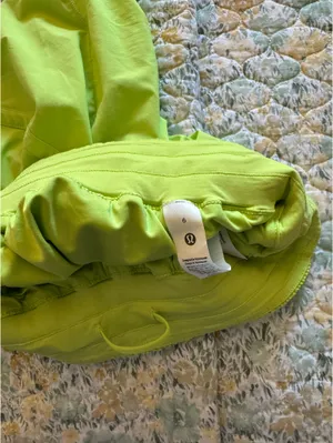 Lululemon Shorts thumbnail 3