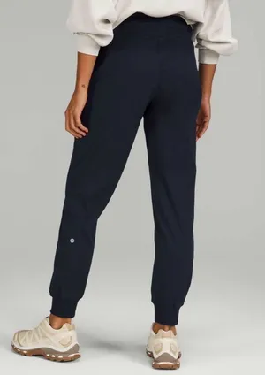 Lululemon Dance Studio Mid-Rise Jogger
True Navy thumbnail 1