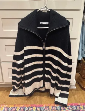ZARA Knit Zip Sweater thumbnail 1