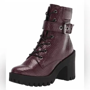 Madden Girl Women's Coco Fashion Boot size 7.5 burgundy thumbnail 4