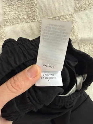 NWOT Vuori Boyfriend Cargo Sweatpant size Small‎ thumbnail 6