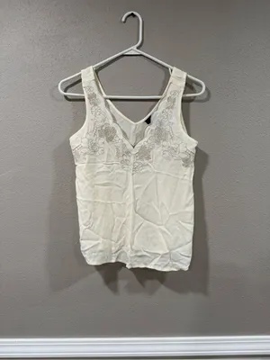 Buckle NWT Daytrip Embroidered Floral Tank thumbnail 3