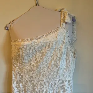 Like New! Lost + Wander White Lace Madonna Lily Maxi Dress | Size L thumbnail 4