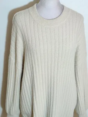 Aerie Cream Ribbed Fuzzy Sweater Size Medium thumbnail 3