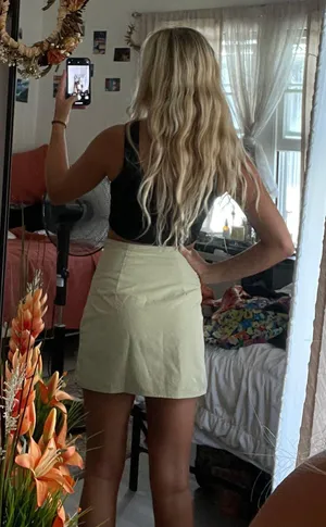 Light Green Skirt thumbnail 3