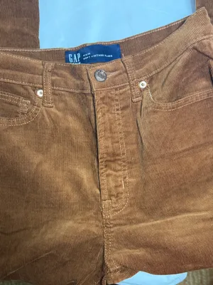 Gap woman’s 4  thumbnail 5