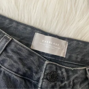 EVERLANE The Curvy 90s Cheeky Straight Jean NWT thumbnail 2