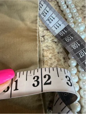 Women's J.Crew Classic Twill Chino Pants Size 2 Beige thumbnail 9