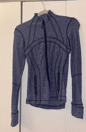 Lululemon Align Long Sleeve thumbnail 1