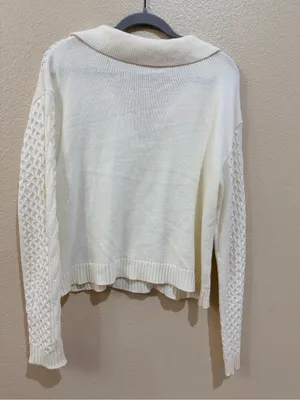 CATO Fashions Cream Cable Knit Polo Sweater Top Womens Medium Open V-Neck NWOT thumbnail 2