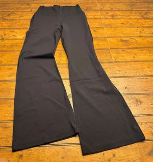 Colorfulkoala Womens High Waisted Flare Yoga Pants Black Size Medium with Pocket thumbnail 1