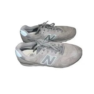 ✨New Balance® 696 Runner Suede Grey Sz 9 Sneakers✨ thumbnail 6