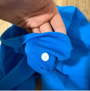 Lululemon InStill High Rise Legging - Size 6 28" Inseam. thumbnail 4