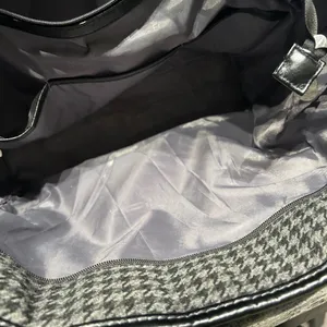 Thirty-One Gray and Black Houndstooth Tote Bag thumbnail 9