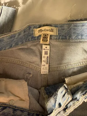 Madewell Barrel Jeans thumbnail 8