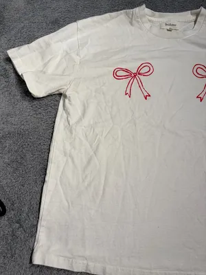 Bohme White Tee with red bows graphic XS thumbnail 3