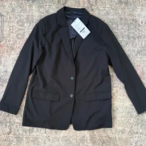 NWT Ministry of Supply Velocity Boyfriend Blazer Black Stretch Size 10 thumbnail 3