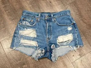 Revolve Levi’s 501 cut offs thumbnail 3