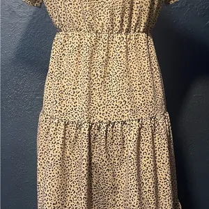 SHEIN Leopard Print Tiered Midi Dress Short Sleeve Elastic Waist Women's‎ S thumbnail 2