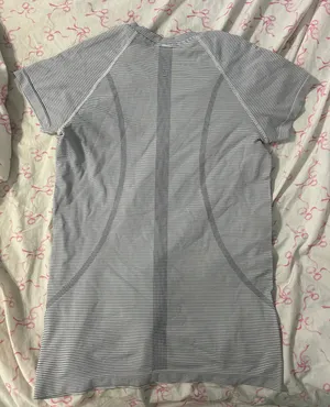 Lululemon swiftly tech size 8 thumbnail 2