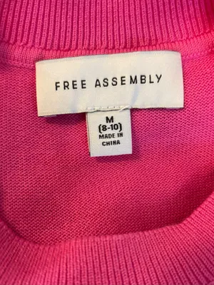 NWT Free Assembly Pineapple Graphic Sweater Shell sz M 8-10 thumbnail 3