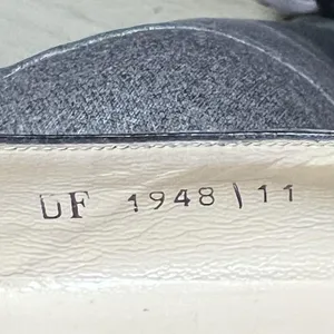 Salvatore Ferragamo Heels Womens Sz 8.5 NN Gray Leather Cap Toe Block Heel Italy thumbnail 8