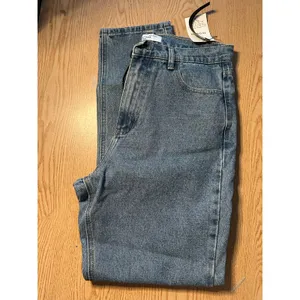 New Women’s Creasa Boyfriend Straight Leg Jeans Blue size 29 thumbnail 2
