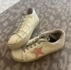 Golden Goose Sneakers thumbnail 1