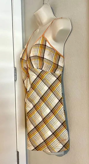 Billabong Like new tank shirt. Sz L thumbnail 2