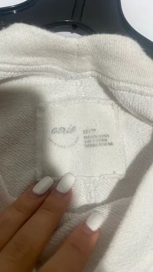 Aerie white sweatshirt  thumbnail 3