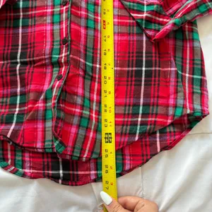 Victoria's Secret Red Green Plaid Flannel Pajama Top Pjs Womens XS Holiday thumbnail 3