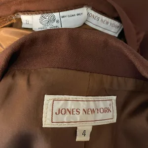 Vintage Jones New York Brown Professional Workwear Blazer & Skirt Suit thumbnail 6
