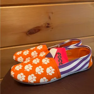 FOCO Clemson Tigers Shoes thumbnail 3