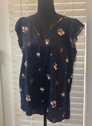 Loft ruffle edge sleeve top. Navy with coral and white floral print. Size M thumbnail 1