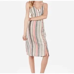 Express size M linen blend pastel colored midi sundress thumbnail 2