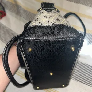 Vintage Dooney And Bourke Canvas And Leather Satchel Bag Two Front Buckle Pocket thumbnail 6