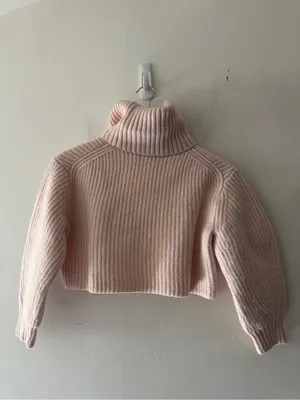 Aritzia Babaton Light Pink 100%‎ Merino Wool Cropped Boxy Turtleneck Sweater thumbnail 3