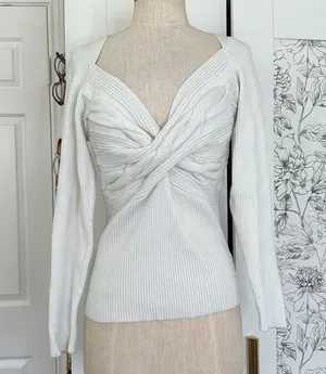 BKE twist front ribbed sweater thumbnail 1