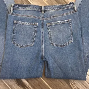 Loft EUC Vintage Straight Patchwork Distress Jeans Sz 0 thumbnail 6