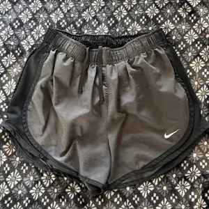 Nike running shorts thumbnail 2