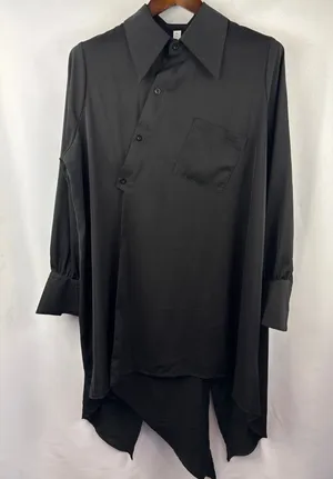 Women’s Ellazhu Black Asymmetrical Buttoned Shirt thumbnail 1