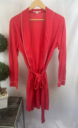 Victoria’s Secret Red & White Trim Long Sleeve Light Weight Robe L thumbnail 1
